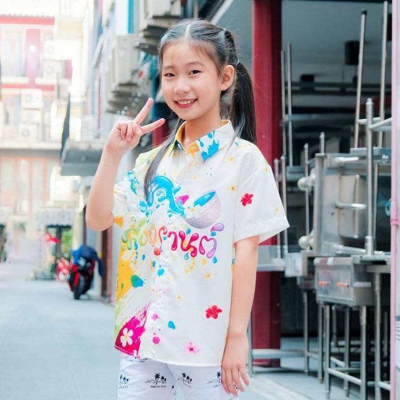 3125เสื้อทีมฮาวายลายใหม่2025 สาดสีสงกรานต์ ทรงวัยรุ่น หญิงชายใส่ได้ ผ้าโพลีพรีเมี่ยมไซส์เด็กผู้ใหญ่งานปัายลายคมชัด *1ตัว