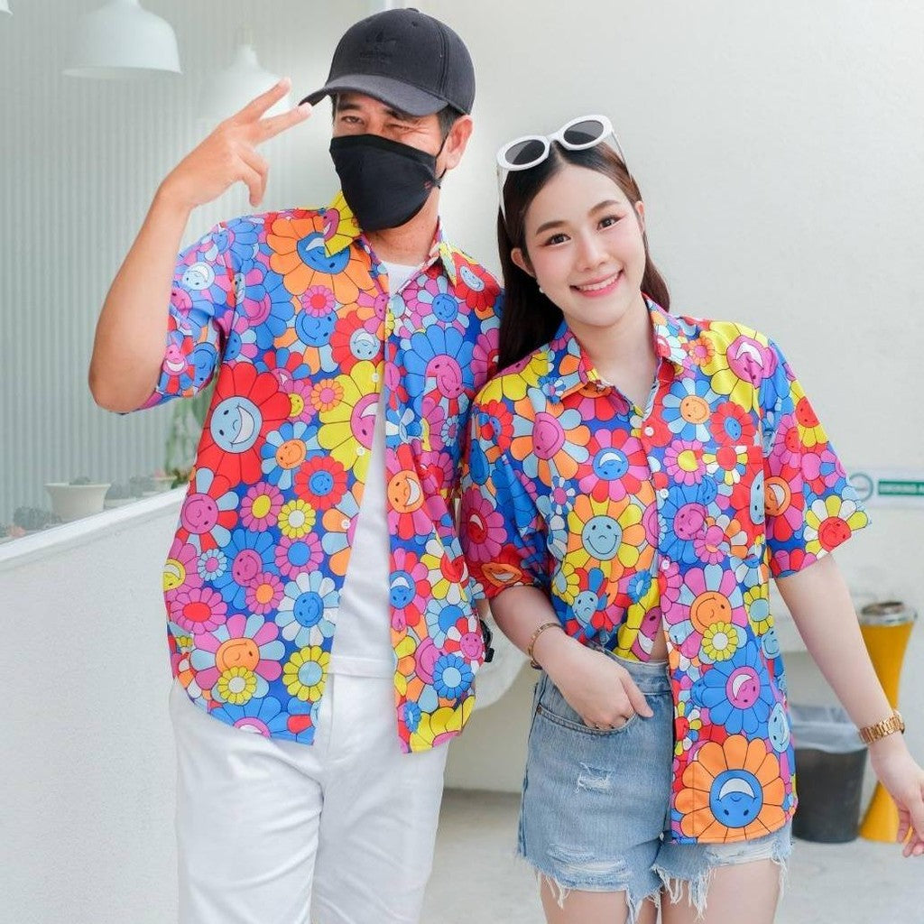 P3136 เสื้อฮาวายลายใหม่2025 ลายยิ้ม ทรงวัยรุ่น หญิงชายใส่ได้ ผ้าโพลีพรีเมี่ยม ไซส์เด็ก-ผู้ใหญ่ งานปัาย ลายคมชัด 1ตัว*