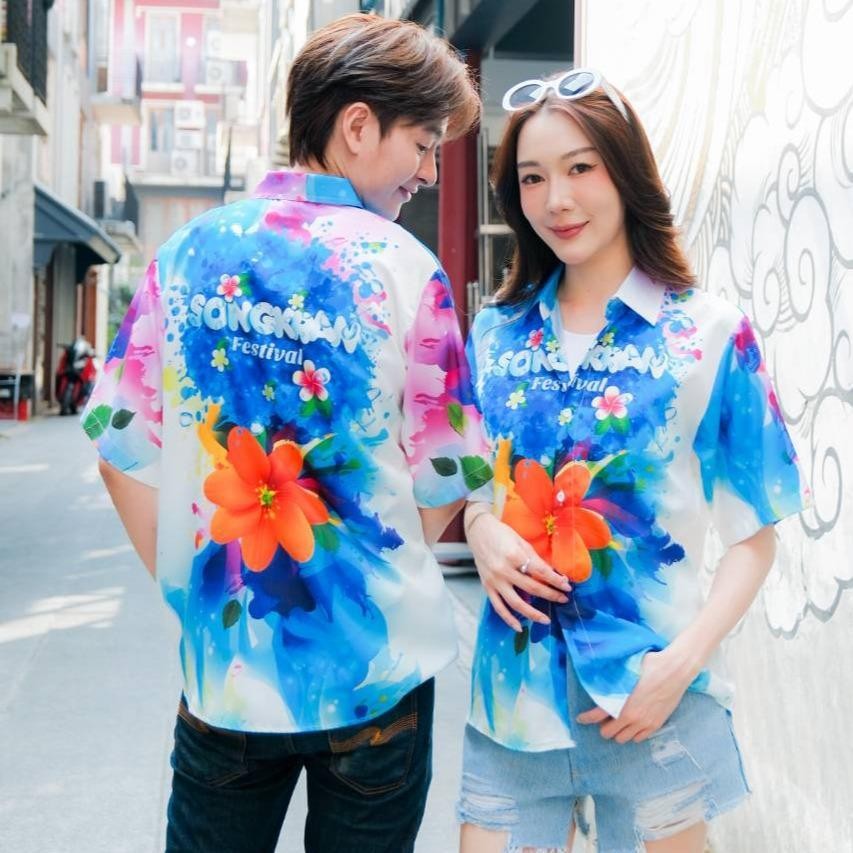 P017 เสื้อฮาวายลายใหม่2025 สาดสีSongkran ทรงวัยรุ่น หญิงชายใส่ได้ ผ้าโพลีพรีเมี่ยม ไซส์38-56นิ้ว งานปัาย ลายคมชัด *1ตัว