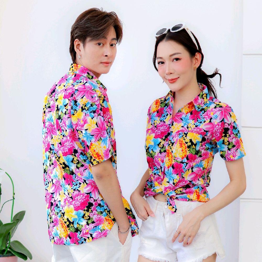PINK014เสื้อเชิ้ตลายดอก ผ้าคอตตอน100% สีไม่ตก ผ้าไม่หด ลายคมชัด มีไซส์หญิงชาย งานป้ายKTIERออกแบบเอง*1ตัว*