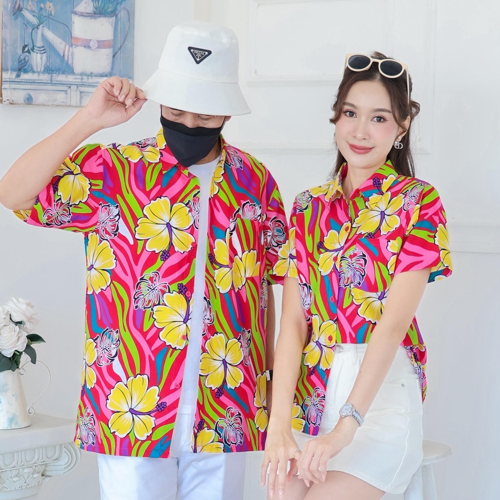 PINK031เสื้อเชิ้ตลายดอก ผ้าคอตตอน100% สีไม่ตก ผ้าไม่หดทลายคมชัด มีไซส์หญิงชาย34-56นิ้ว งานป้ายKTIER**1ตัว