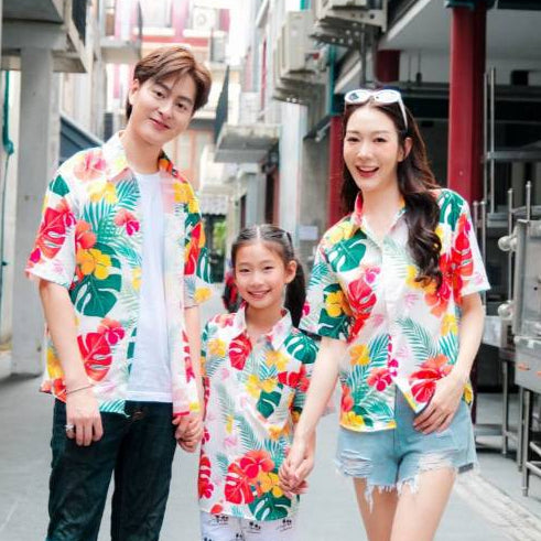 PINKเสื้อฮาวายลายดอก ทรงวัยรุ่น หญิงชายใส่ได้ ผ้าโพลีพรีเมี่ยม ไซส์38-56นิ้ว งานปัาย ลายคมชัด รุ่น3126 **1ตัว**