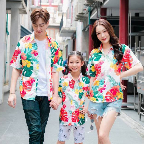 PINKเสื้อฮาวายลายดอก ทรงวัยรุ่น หญิงชายใส่ได้ ผ้าโพลีพรีเมี่ยม ไซส์38-56นิ้ว งานปัาย ลายคมชัด รุ่น3126 **1ตัว**