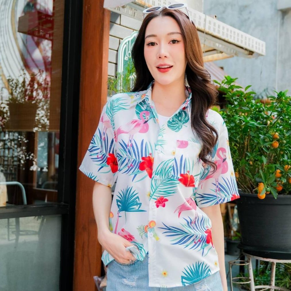 PINK3132 เสื้อฮาวายลายใหม่2025 ทรงวัยรุ่น หญิงชายใส่ได้ ผ้าโพลีพรีเมี่ยม ไซส์38-56นิ้ว งานปัายKTIERออกแบบเอง**1ตัว*