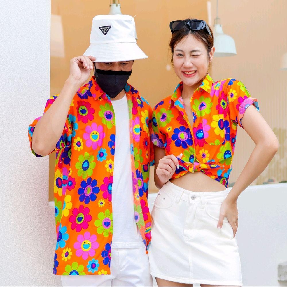 KING036เสื้อเชิ้ตลายยิ้ม  ผ้าคอตตอน100% สีไม่ตก ผ้าไม่หด ลายคมชัด มีไซส์หญิงชาย งานป้ายKTIERออกแบบเอง*1ตัว*